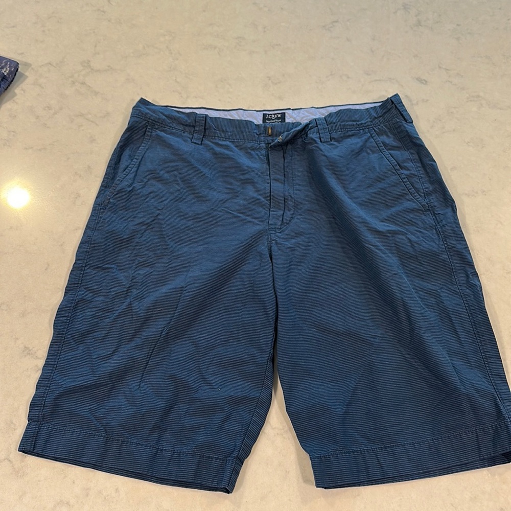 2 pair J Crew men's short
